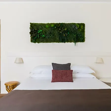 Demetra Eco 4* רומא