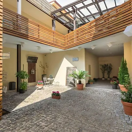 Demetra Eco בית הארחה