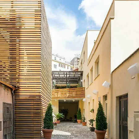 Demetra Eco 4* רומא